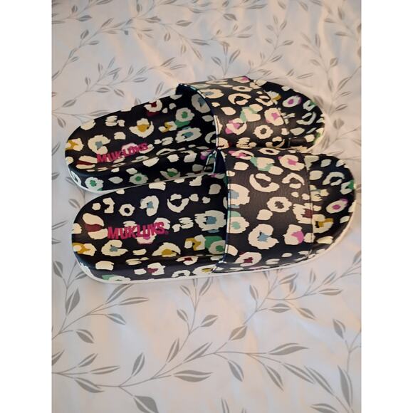 MUKLUK Women's Shoes/Sandals Size Medium 7/8 - Picture 4 of 5